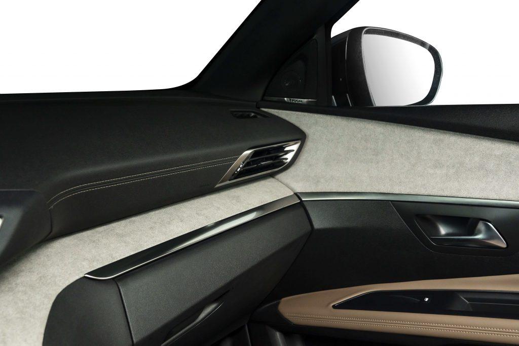 Ốp nội thất Alcantara